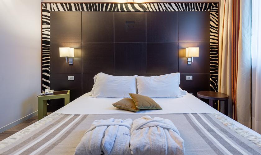 Camera executive matrimoniale First Hotel Malpensa**** MILANO-MALPENSA Camera executive matrimoniale First Hotel Malpensa**** MILANO-MALPENSA