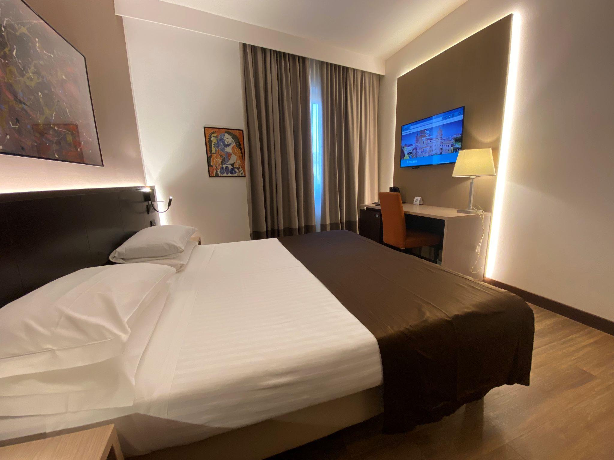 Double room Hotel Carlton*** in FERRARA