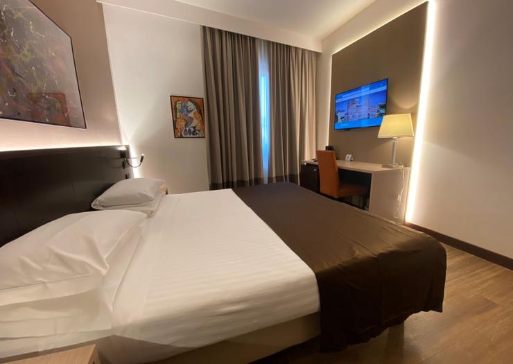 Double room Hotel Carlton*** FERRARA Double room Hotel Carlton*** FERRARA