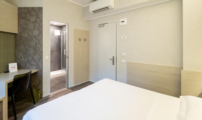 Camera Platinum matrimoniale Hotel Des Etrangers*** MILANO Camera Platinum matrimoniale Hotel Des Etrangers*** MILANO