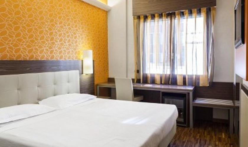 Camera Premium tripla Hotel Des Etrangers*** MILANO Camera Premium tripla Hotel Des Etrangers*** MILANO