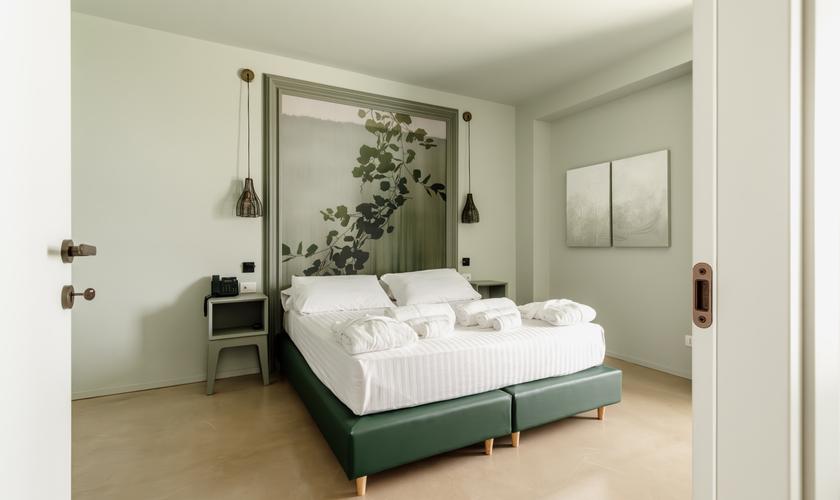 Swim up Suite Hotel Relais Chiaramonte**** RAGUSA Swim up Suite Hotel Relais Chiaramonte**** RAGUSA