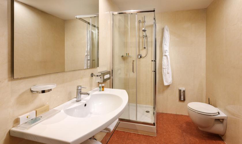 Camera superior matrimoniale con vista Hotel Dei Cavalieri Caserta**** CASERTA Camera superior matrimoniale con vista Hotel Dei Cavalieri Caserta**** CASERTA