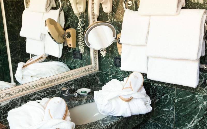 Deluxe double room Hotel Victoria**** TURIN Deluxe double room Hotel Victoria**** TURIN