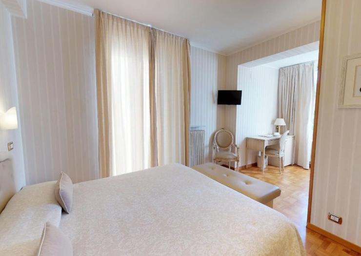 Camera doppia vista giardino-mare Hotel Metropole & Santa Margherita**** SANTA MARGHERITA LIGURE Camera doppia vista giardino-mare Hotel Metropole & Santa Margherita**** SANTA MARGHERITA LIGURE