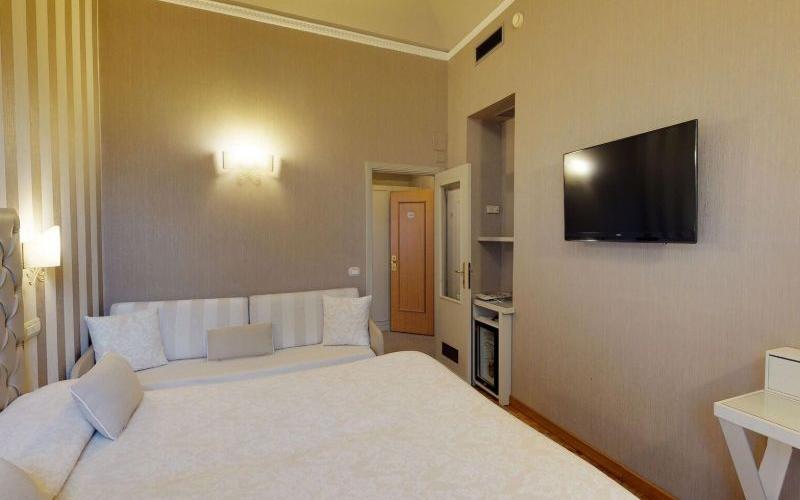 Triple room Hotel Metropole & Santa Margherita**** SANTA MARGHERITA LIGURE Triple room Hotel Metropole & Santa Margherita**** SANTA MARGHERITA LIGURE