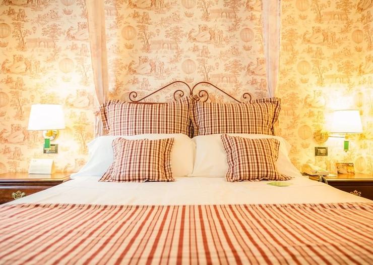 Classic double room Hotel Victoria**** TURIN Classic double room Hotel Victoria**** TURIN