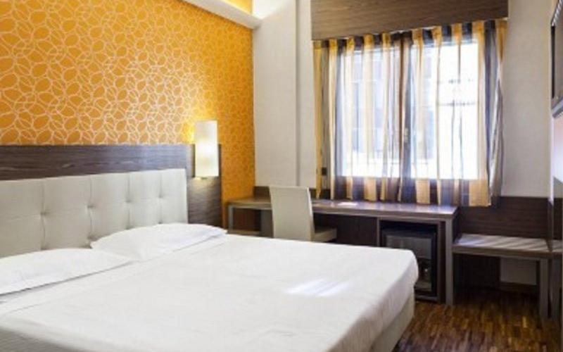 Camera Premium matrimoniale o due letti Hotel Des Etrangers*** MILANO Camera Premium matrimoniale o due letti Hotel Des Etrangers*** MILANO