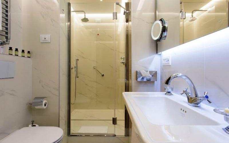 Superior double for single use Hotel Degli Artisti**** ROME Superior double for single use Hotel Degli Artisti**** ROME