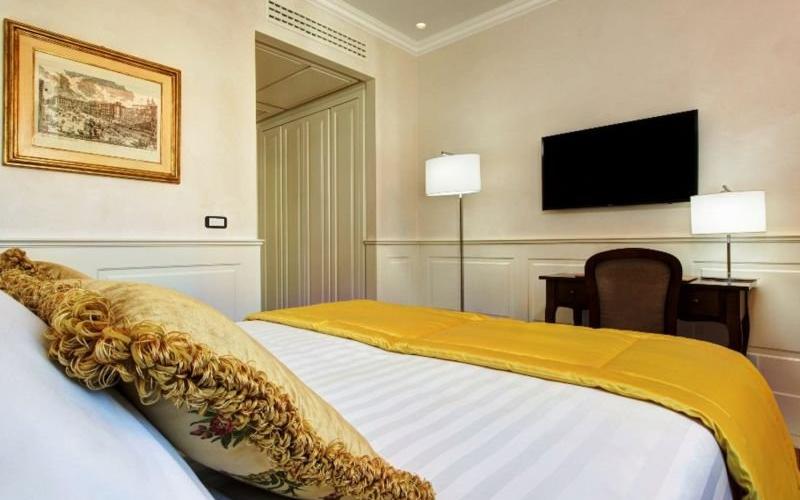 Classic double for single use Hotel Degli Artisti**** ROME Classic double for single use Hotel Degli Artisti**** ROME