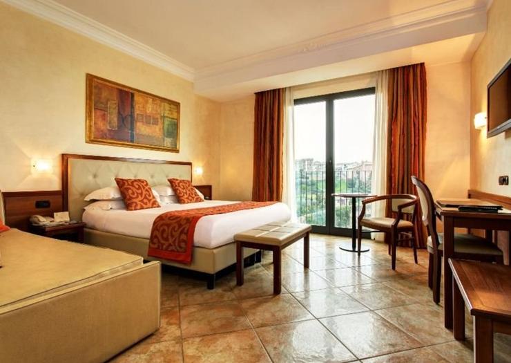 Camera quadrupla Hotel Athena**** SIENA Camera quadrupla Hotel Athena**** SIENA