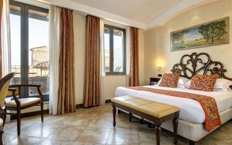 Camera deluxe doppia Hotel Athena**** SIENA Camera deluxe doppia Hotel Athena**** SIENA