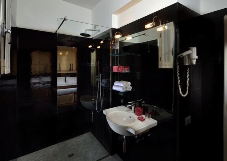 Double room Hotel Carlton*** FERRARA Double room Hotel Carlton*** FERRARA