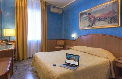 Camera matrimoniale Hotel Europa**** a NOVARA