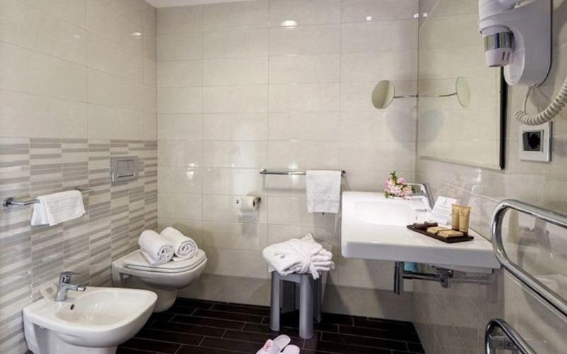 Superior Double room Hotel Federico II**** ANCONA-JESI Superior Double room Hotel Federico II**** ANCONA-JESI