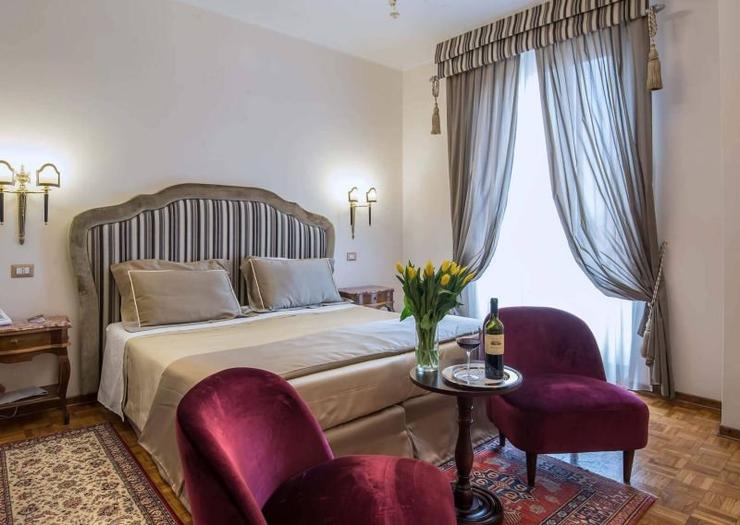 Deluxe double room with view Hotel Forum**** ROME Deluxe double room with view Hotel Forum**** ROME