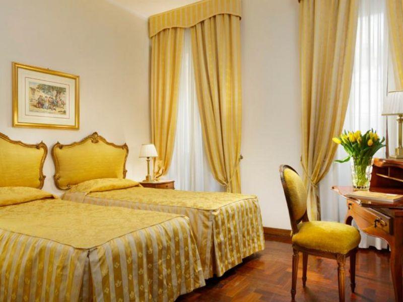 Camera a due letti Hotel Forum**** a ROMA