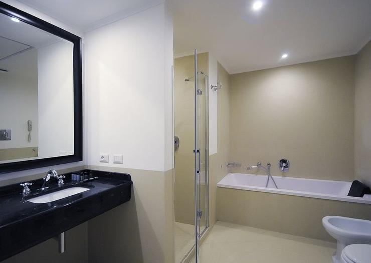 Executive superior room Grand Hotel Oriente**** NAPLES Executive superior room Grand Hotel Oriente**** NAPLES