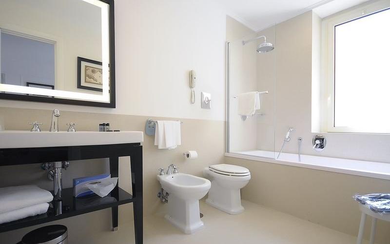 Camera executive matrimoniale Grand Hotel Oriente**** NAPOLI Camera executive matrimoniale Grand Hotel Oriente**** NAPOLI