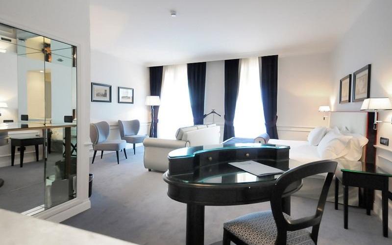 Executive superior room Grand Hotel Oriente**** NAPLES Executive superior room Grand Hotel Oriente**** NAPLES