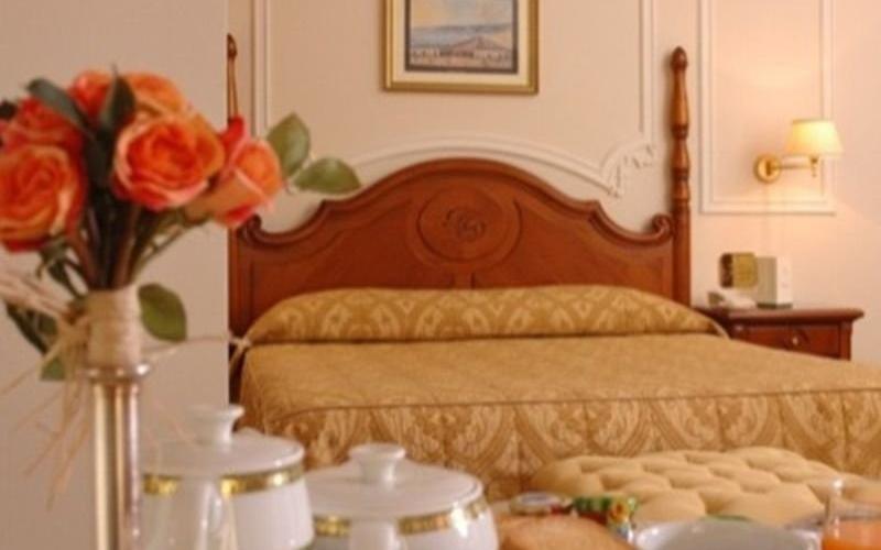 Camera matrimoniale Grand Hotel Vanvitelli**** CASERTA Camera matrimoniale Grand Hotel Vanvitelli**** CASERTA