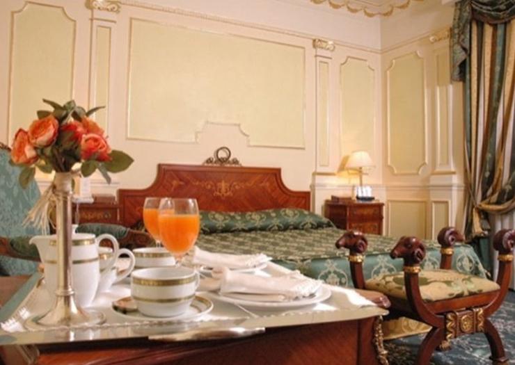 Junior Suite Grand Hotel Vanvitelli**** CASERTA Junior Suite Grand Hotel Vanvitelli**** CASERTA