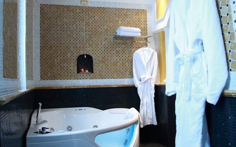 Suite Grand Hotel Vanvitelli**** CASERTA Suite Grand Hotel Vanvitelli**** CASERTA