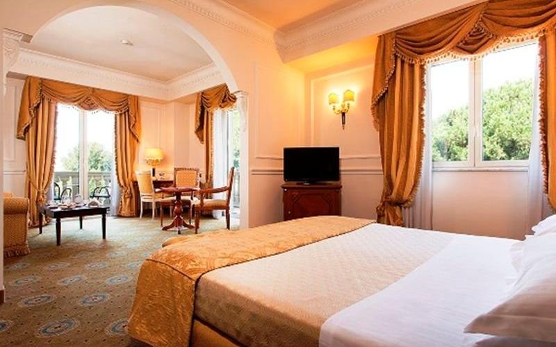 Superior Double room Grand Hotel Vanvitelli**** CASERTA Superior Double room Grand Hotel Vanvitelli**** CASERTA