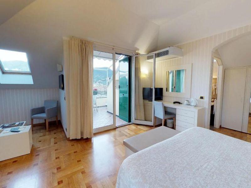 Junior Suite quadrupla Hotel Metropole & Santa Margherita**** a SANTA MARGHERITA LIGURE
