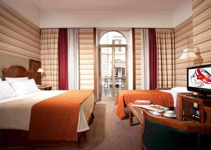 Camera superior tripla Hotel Mascagni**** ROMA Camera superior tripla Hotel Mascagni**** ROMA