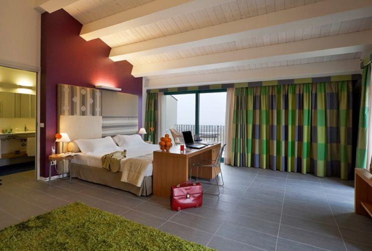 Junior Suite Poggio del Sole Hotel**** RAGUSA Junior Suite Poggio del Sole Hotel**** RAGUSA