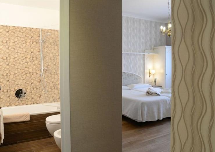 Camera superior a due letti Hotel Metropole & Suisse Au Lac**** COMO Camera superior a due letti Hotel Metropole & Suisse Au Lac**** COMO