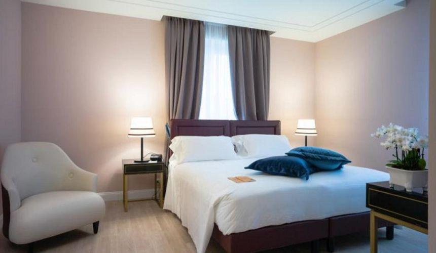 Camera Classic Matrimoniale Turin Palace Hotel**** a TORINO