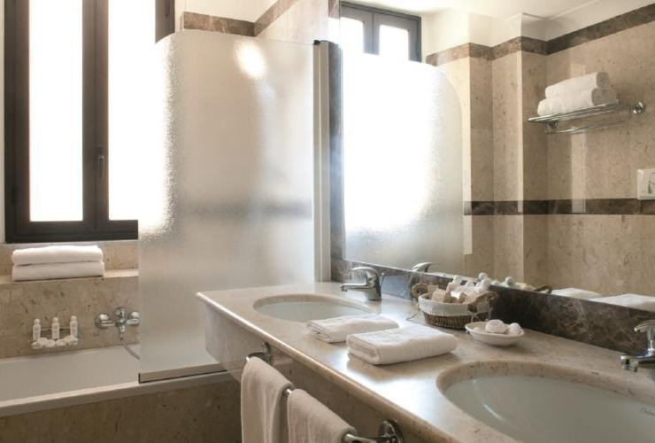 Standard double room Katane Palace Hotel**** CATANIA Standard double room Katane Palace Hotel**** CATANIA