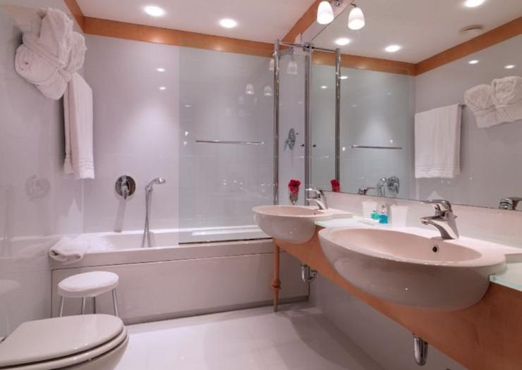 Superior king bed double room Hotel Spadari al Duomo**** MILAN Superior king bed double room Hotel Spadari al Duomo**** MILAN