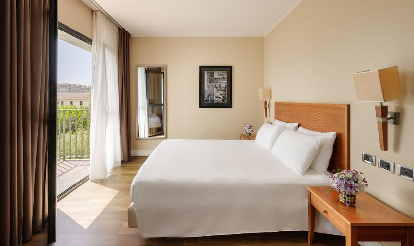 Camera superior matrimoniale con vista Hotel Dei Cavalieri Caserta**** CASERTA Camera superior matrimoniale con vista Hotel Dei Cavalieri Caserta**** CASERTA