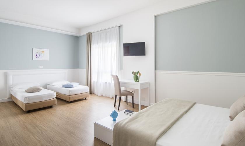 Camera business matrimoniale Regiohotel Manfredi**** MANFREDONIA Camera business matrimoniale Regiohotel Manfredi**** MANFREDONIA