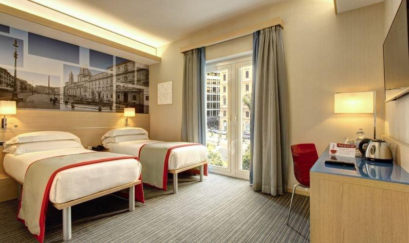 Camera doppia con letti singoli IQ Hotel Roma**** ROMA Camera doppia con letti singoli IQ Hotel Roma**** ROMA