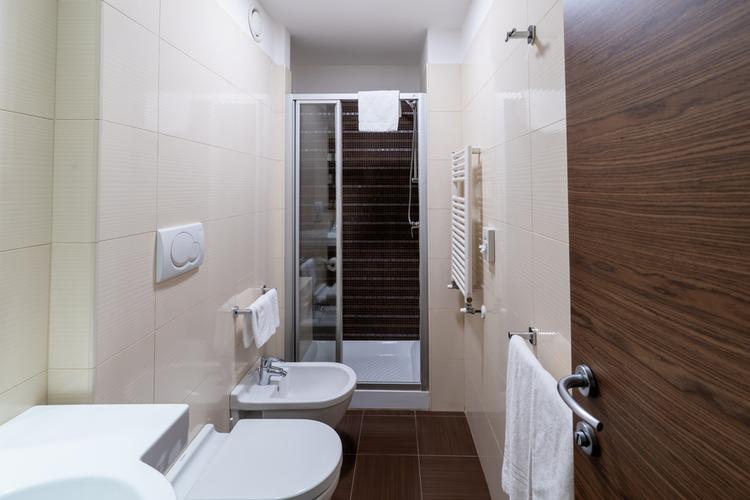 Bathroom Hotel Des Etrangers*** MILAN Bathroom Hotel Des Etrangers*** MILAN