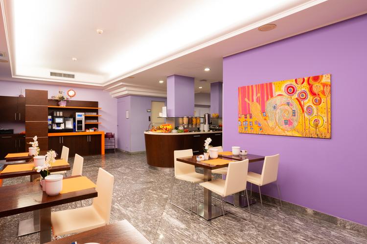 Restaurant Hotel Des Etrangers*** MILAN Restaurant Hotel Des Etrangers*** MILAN