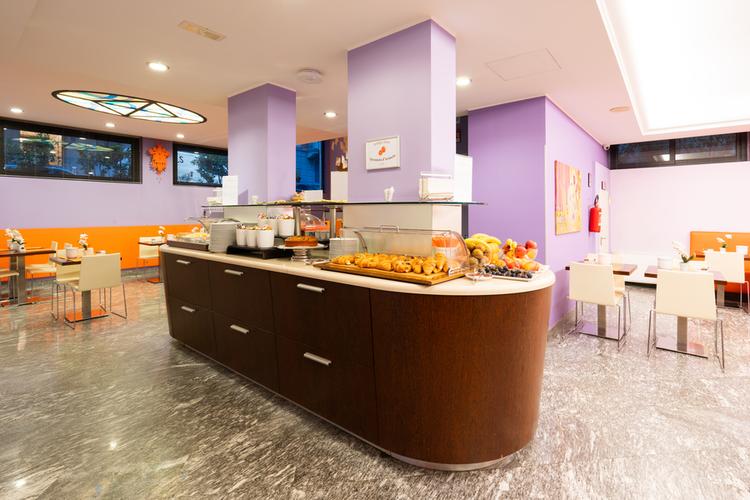 Restaurant Hotel Des Etrangers*** MILAN Restaurant Hotel Des Etrangers*** MILAN