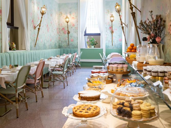 Buffet breakfast Hotel Gran Duca di York*** MILAN Buffet breakfast Hotel Gran Duca di York*** MILAN