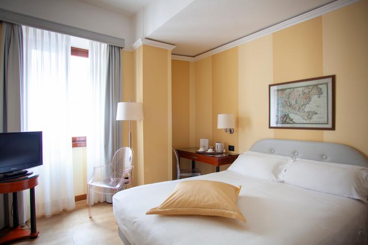 Classic room Hotel Gran Duca di York*** MILAN Classic room Hotel Gran Duca di York*** MILAN
