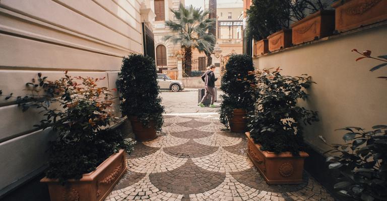 Hotel Royal Court**** Hotel Royal Court**** ROME Hotel Royal Court**** Hotel Royal Court**** ROME