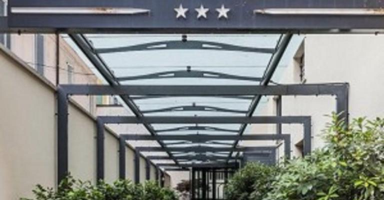 Hotel Des Etrangers*** Hotel Des Etrangers*** MILANO Hotel Des Etrangers*** Hotel Des Etrangers*** MILANO
