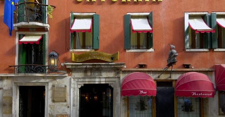 Hotel Saturnia & International**** Hotel Saturnia & International**** VENEZIA Hotel Saturnia & International**** Hotel Saturnia & International**** VENEZIA
