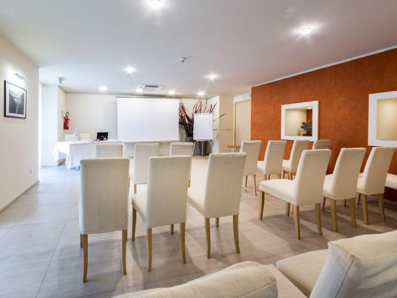 AREE ESPOSITIVE Poggio del Sole Hotel**** RAGUSA